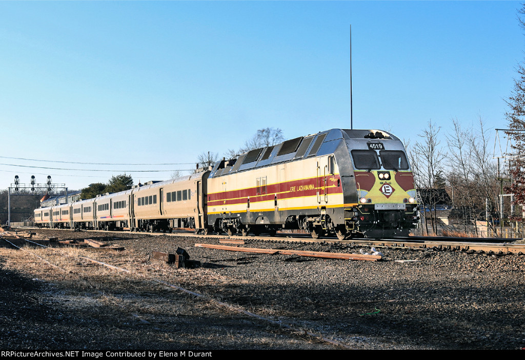 NJT 4519 on train 1247